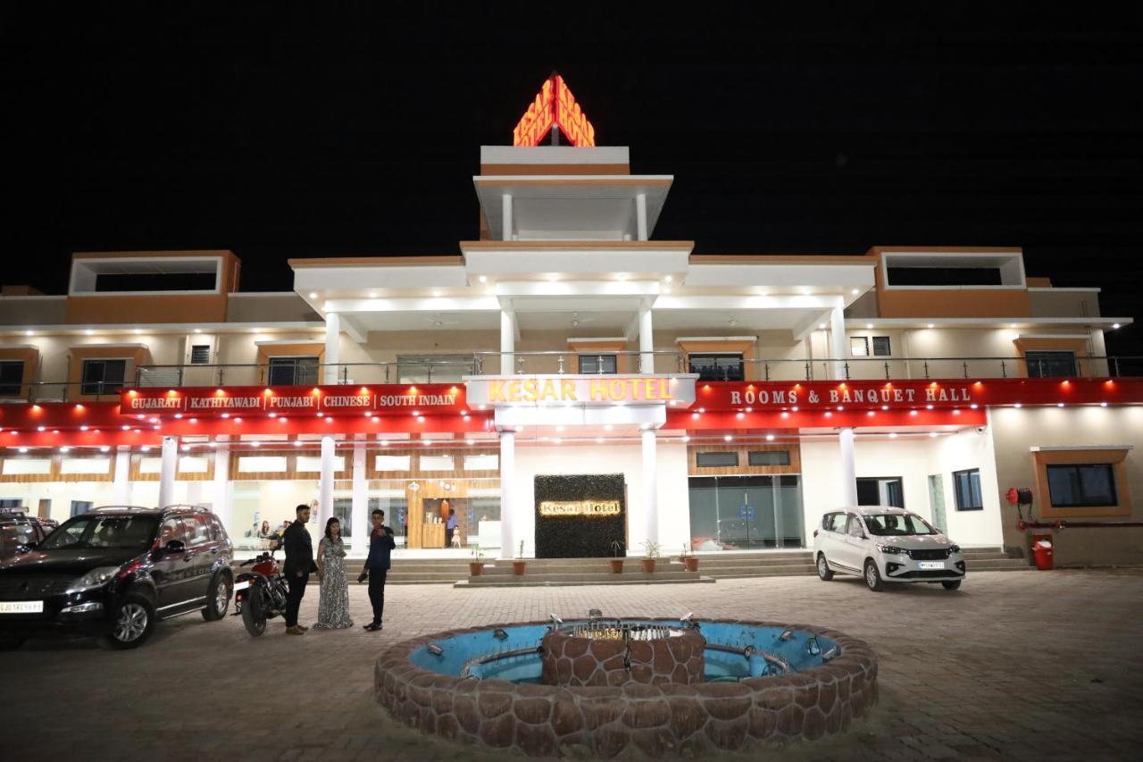 Kesar Hotel Viramgam Eksteriør billede