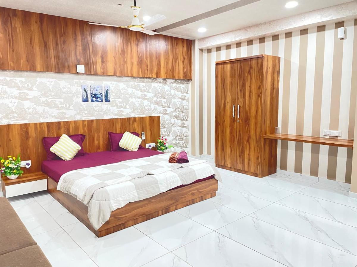 Kesar Hotel Viramgam Eksteriør billede